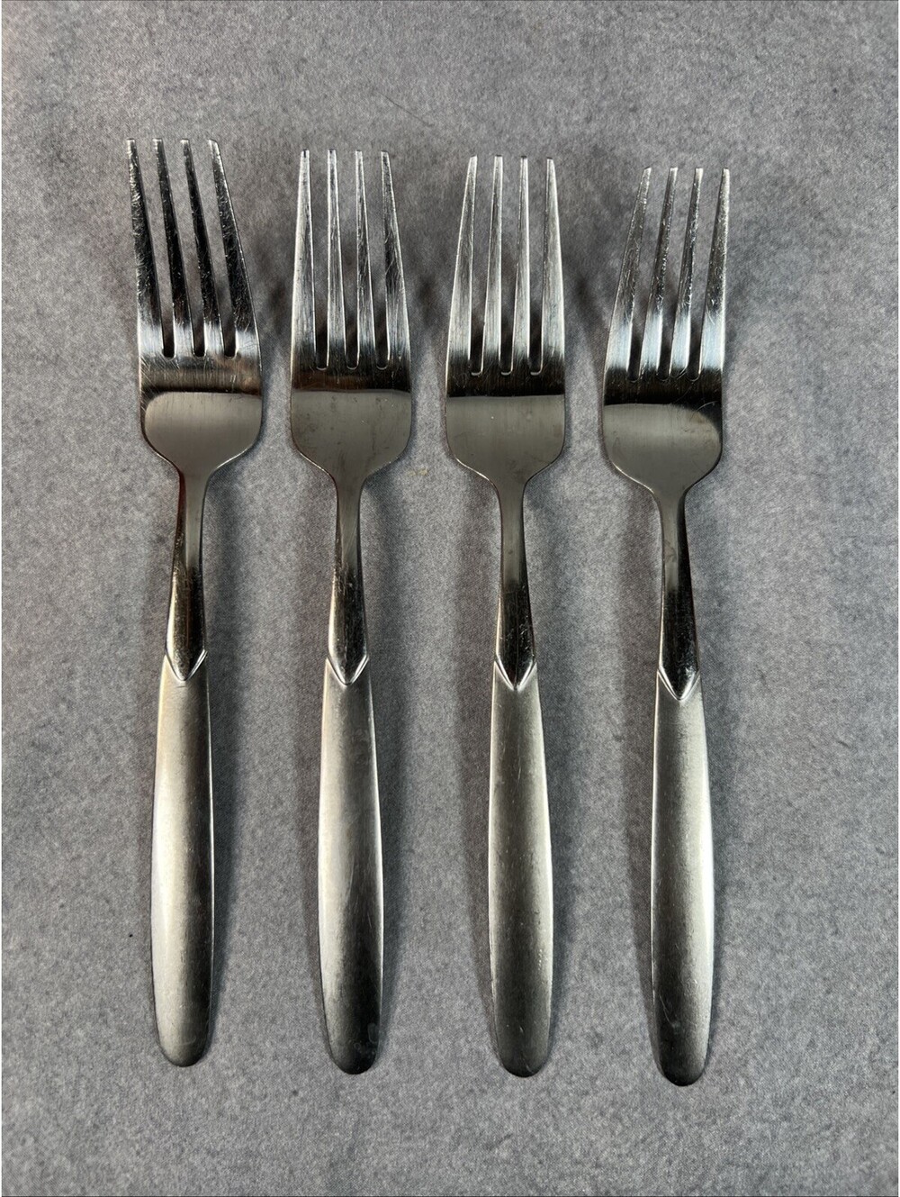 4 Dinner Forks Cambridge Silver Crescent Stainless Flatware 7 5/8"